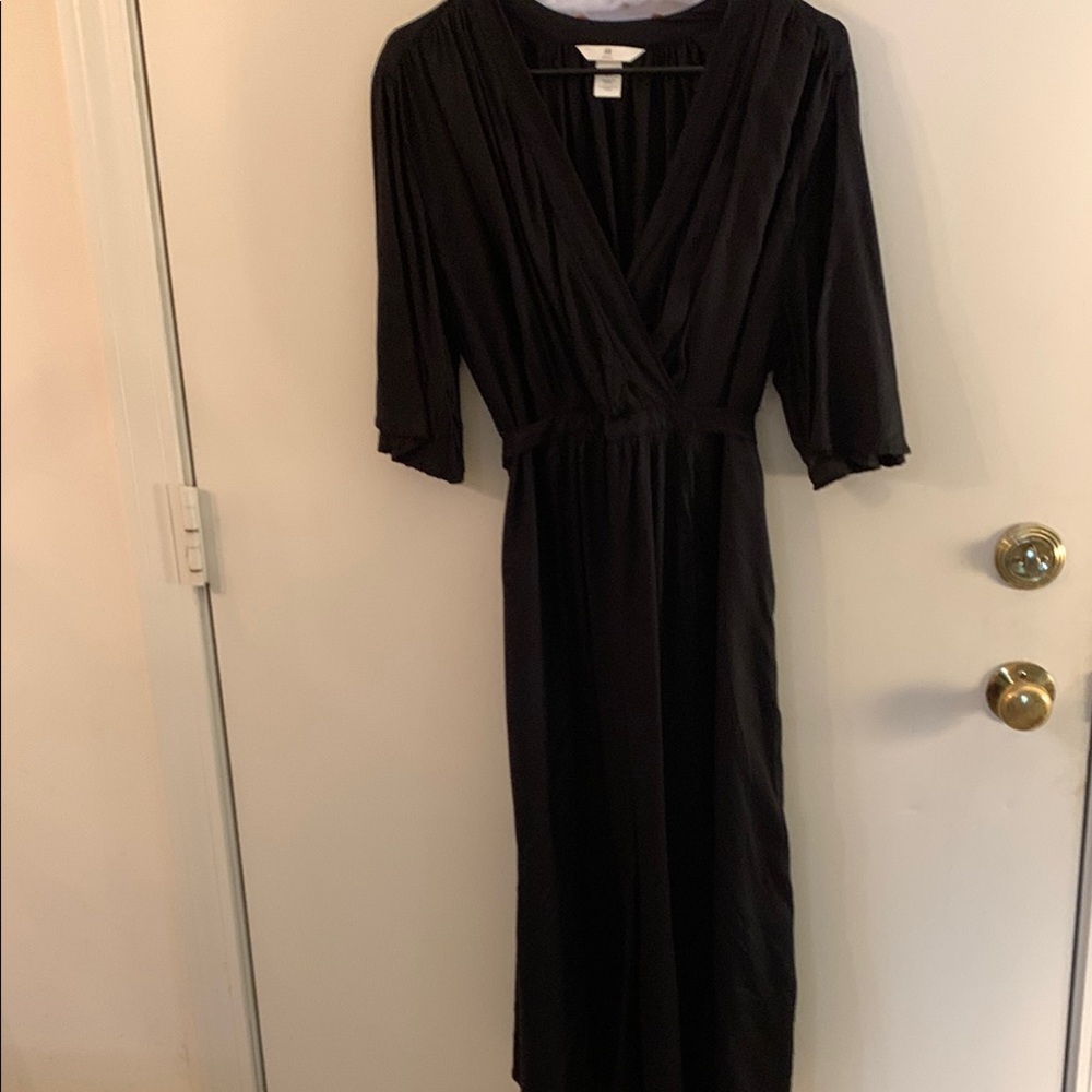 Elegant Black Midi Dress
